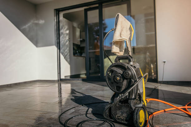 Best Graffiti Removal  in Montebello, CA