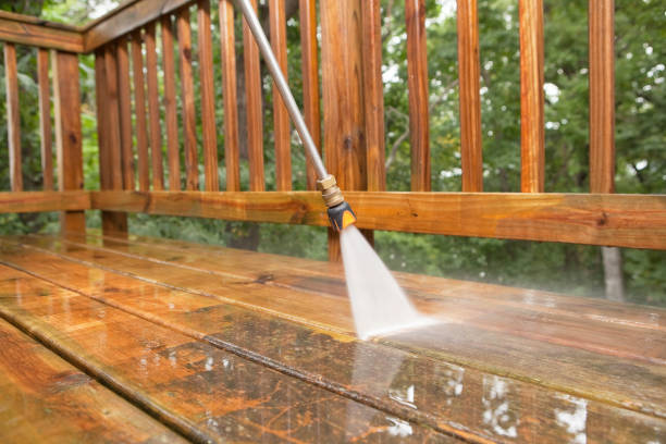 Best Sidewalk and Walkway Cleaning  in Montebello, CA
